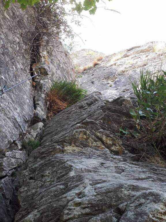Ferrata degli Alpini alla Pietra di Bismantova - foto 15