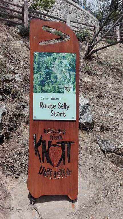 Ferrata Knott