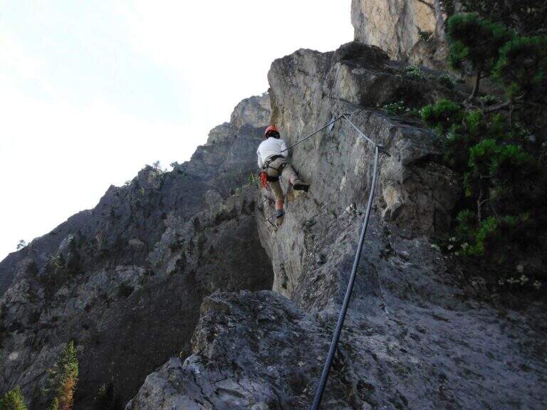 Ferrata Perona-Saglia alla Rocca di Clarì - foto 2