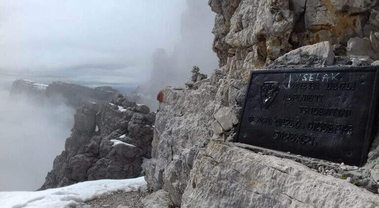 Ferrata delle Bocchette Alte
