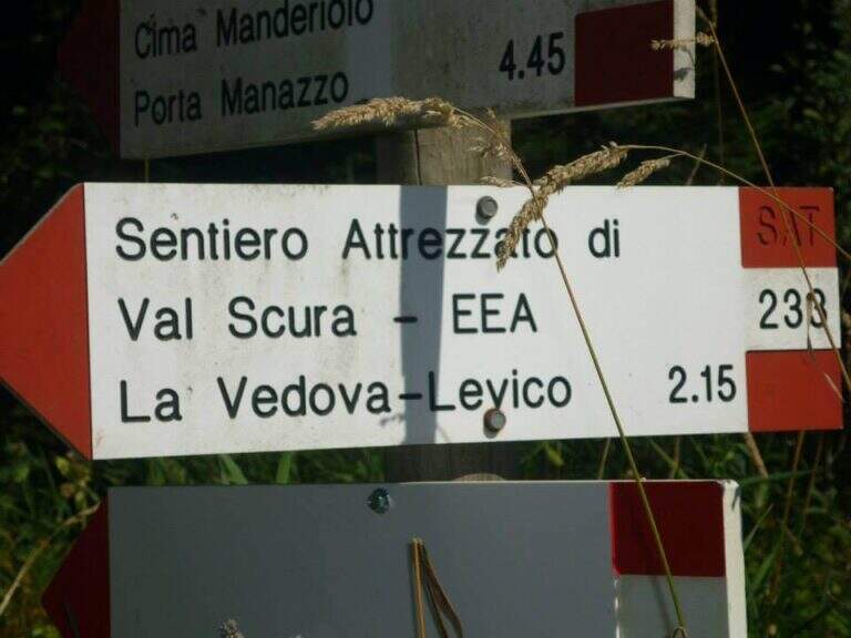 Sentiero Attrezzato Chiesa in Val Scura