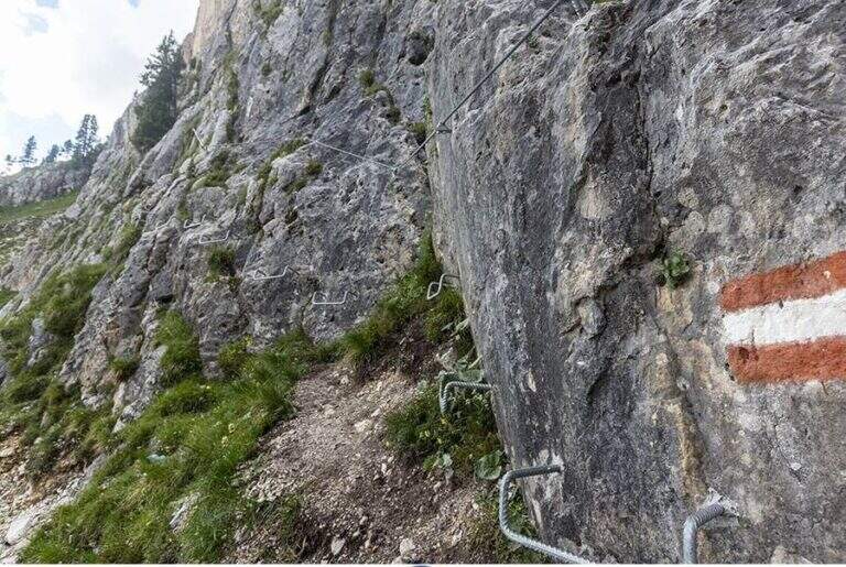 Sentiero Attrezzato delle Scalette al Catinaccio (Larsec) - foto 5