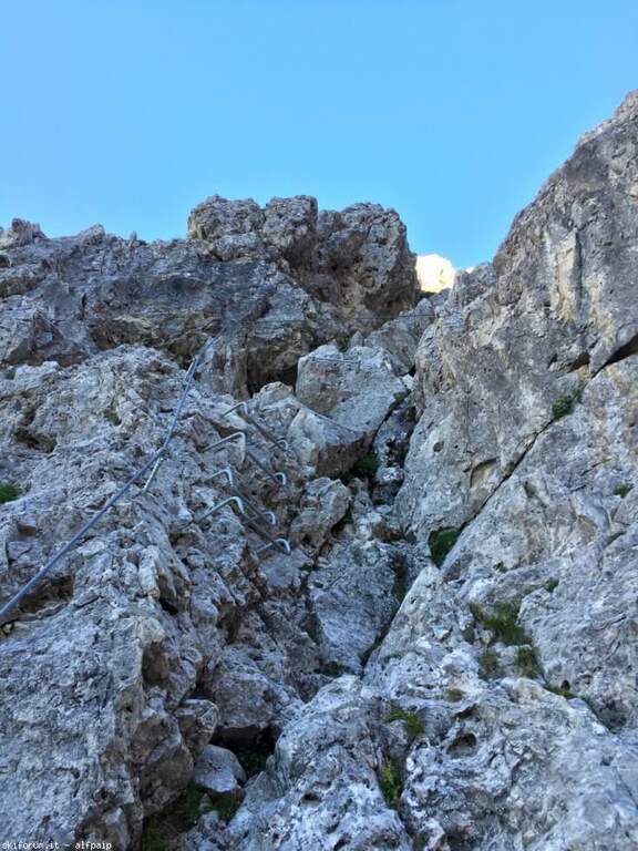 Sentiero Attrezzato delle Scalette al Catinaccio (Larsec) - foto 9