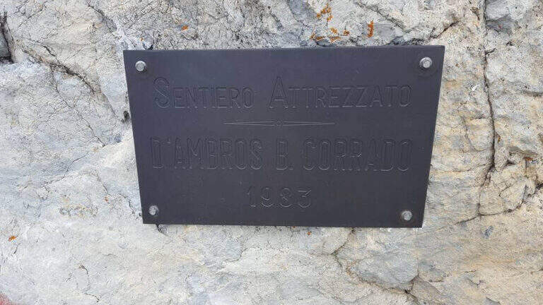 Sentiero Attrezzato d'Ambros sulla Cresta Pitturina